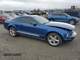 2008 Ford Mustang Deluxe with VIN 1ZVHT80N185182565, listed as a Copart auction lot 61276625 with 172,421 mi miles and Salvage title. Bid and sale history available at DreamBid. Image 4.