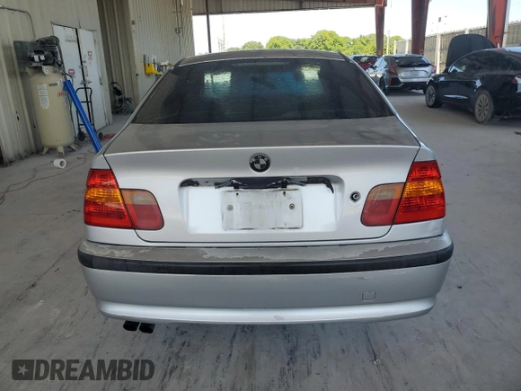 2002 BMW 3 Series 325i z VIN WBAET37442NG70535, wystawiony jako Copart lot #57361055 z przebiegiem Nie podano mil oraz Czysty tytuł • Clean title. Historia ofert i sprzedaży dostępna na DreamBid. Obrazek 6.