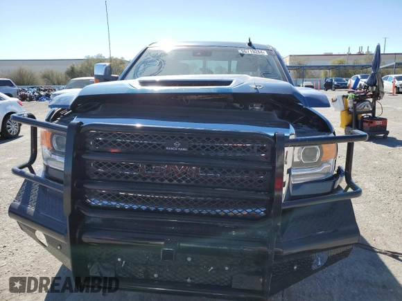 2018 GMC Sierra 2500HD SLT with VIN 1GT12TEY5JF162297, listed as a Copart auction lot 66719284 with 187,899 mi miles and Salvage Title. Bid and sale history available at carsss.com. Image 5.