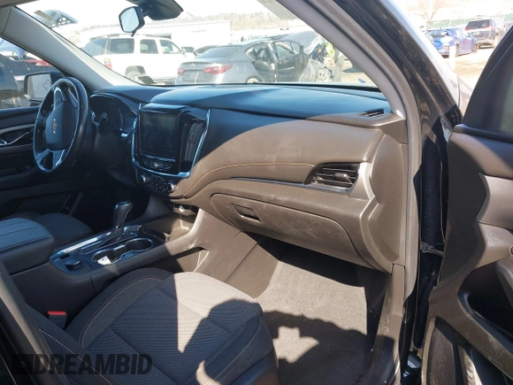 2020 Chevrolet Traverse LT Cloth z VIN 1GNEVGKW8LJ246849, wystawiony jako IAAI lot #41652165 z przebiegiem 155 718 mil mil oraz . Historia ofert i sprzedaży dostępna na DreamBid. Obrazek 5.