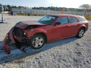 2008 Dodge Magnum with VIN 2D4FV47T88H172693, listed as a Copart auction lot 81034624 with 143,449 mi miles and Salvage Title. Bid and sale history available at carsss.com. Image 1.