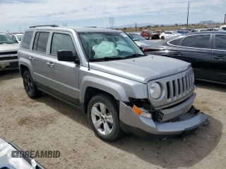 2017 Jeep Patriot High Altitude with VIN 1C4NJPFA5HD122871, listed as a Copart auction lot 50761645 with 105,186 mi miles and Salvage Title. Bid and sale history available at carsss.com. Image 4.