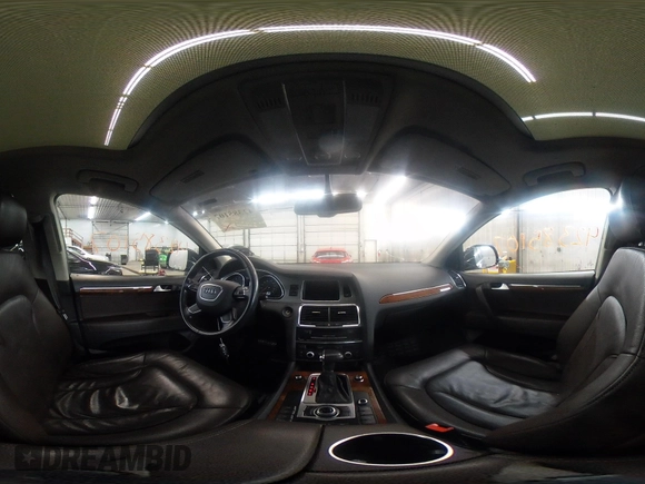 2015 Audi Q7 Premium с VIN WA1CGAFE1FD001624, выставлен на аукционе IAAI как лот 42385107 с пробегом 102 360 миль миль и . История ставок и продаж доступна на DreamBid. Изображение 19.