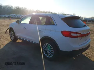 2018 Lincoln MKX Select z VIN 2LMPJ8KR5JBL48639, wystawiony jako IAAI lot #41640923 z przebiegiem 124 834 mil mil oraz . Historia ofert i sprzedaży dostępna na DreamBid. Obrazek 3.
