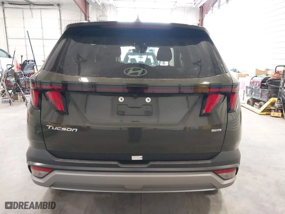 2025 Hyundai Tucson SEL with VIN 5NMJBCDE6SH444413, listed as a IAAI auction lot 41996715 with 15,013 mi miles. Bid and sale history available at carsss.com. Image 17.