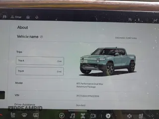 2023 Rivian R1T Adventure z VIN 7FCTGBAA9PN027894, wystawiony jako IAAI lot #42061339 z przebiegiem 5047 mil mil oraz . Historia ofert i sprzedaży dostępna na DreamBid. Obrazek 7.