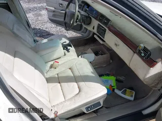 1999 Cadillac DeVille z VIN 1G6KD54Y5XU780836, wystawiony jako IAAI lot #41986180 z przebiegiem Nie podano mil oraz . Historia ofert i sprzedaży dostępna na DreamBid. Obrazek 5.