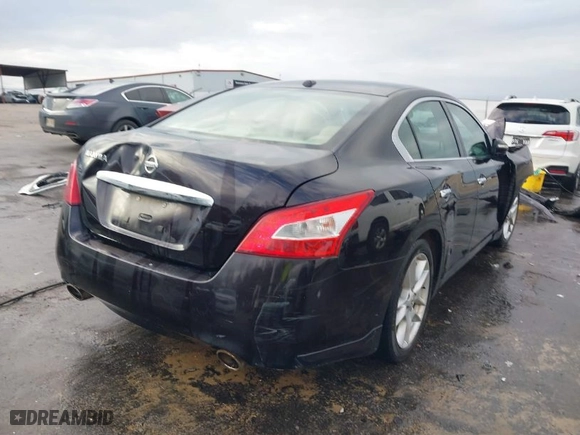 2011 Nissan Maxima 3.5 S with VIN 1N4AA5APXBC815890, listed as a IAAI auction lot 41427128 with 166,513 mi miles. Bid and sale history available at carsss.com. Image 4.