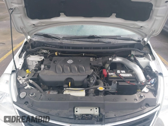 2010 Nissan Versa 1.8 SL with VIN 3N1BC1CP8AL366519, listed as a IAAI auction lot 42162584 with 139,410 mi miles. Bid and sale history available at carsss.com. Image 10.