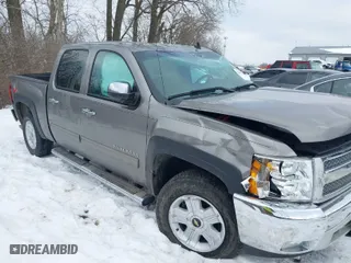 2012 Chevrolet Silverado 1500 LT with VIN 1GCPKSE71CF189169, listed as a IAAI auction lot 41337372 with 106,570 mi miles. Bid and sale history available at carsss.com. Image 1.
