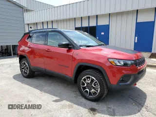 2025 Jeep Compass Trailhawk с VIN 3C4NJDDN5ST536674, выставлен на аукционе Copart как лот 65851335 с пробегом 6 520 миль миль и Чистый • Clean title. История ставок и продаж доступна на DreamBid. Изображение 4.