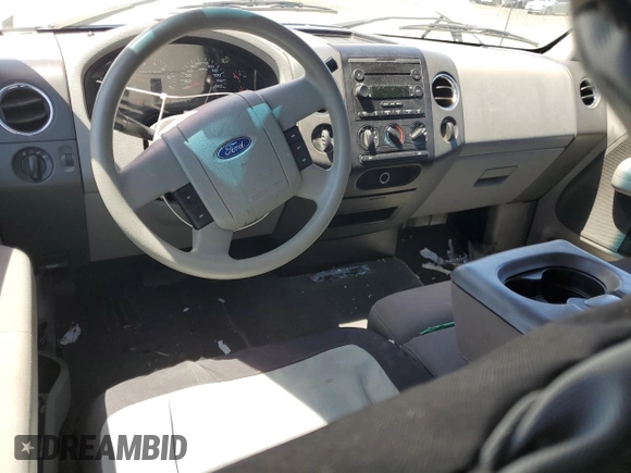 2004 Ford F-150 XLT with VIN 1FTRW14W44KB80961, listed as a Copart auction lot 58546585 with 843,055 mi miles and Salvage title. Bid and sale history available at DreamBid. Image 8.