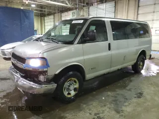 2006 Chevrolet Express Passenger z VIN 1GAHG35U161184548, wystawiony jako Copart lot #83356414 z przebiegiem 164 196 mil mil oraz Tytuł czysty. Historia ofert i sprzedaży dostępna na DreamBid. Obrazek 1.