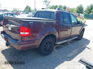 2007 Ford Explorer Sport Trac Limited z VIN 1FMEU53857UA51632, wystawiony jako IAAI lot #42128687 z przebiegiem 420 334 mil mil oraz . Historia ofert i sprzedaży dostępna na DreamBid. Obrazek 4.