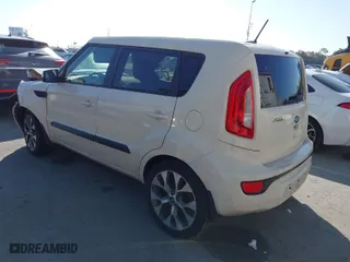 2013 Kia Soul + with VIN KNDJT2A6XD7760122, listed as a IAAI auction lot 41652106 with 116,237 mi miles. Bid and sale history available at carsss.com. Image 3.