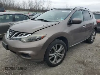 2011 Nissan Murano SL z VIN JN8AZ1MW2BW158035, wystawiony jako Copart lot #56459055 z przebiegiem 202 591 mil mil oraz Nie do naprawy • Non repairable. Historia ofert i sprzedaży dostępna na DreamBid. Obrazek 1.