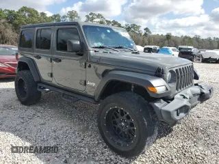 2019 Jeep Wrangler Unlimited Sport Altitude with VIN 1C4HJXDGXKW636909, listed as a Copart auction lot 48324185 with 47,744 mi miles and Clean title. Bid and sale history available at DreamBid. Image 4.