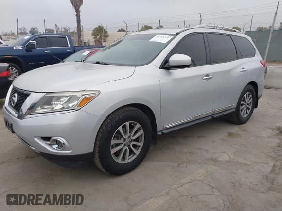 2014 Nissan Pathfinder SL with VIN 5N1AR2MN5EC699428, listed as a IAAI auction lot 42793201 with 178,985 mi miles and . Bid and sale history available at DreamBid. Image 2.