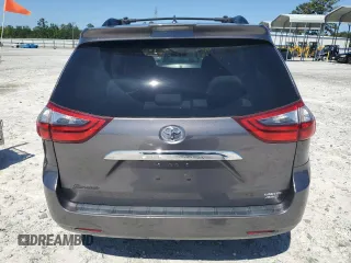 2020 Toyota Sienna XLE z VIN 5TDDZ3DC3LS236382, wystawiony jako Copart lot #57954705 z przebiegiem 69 761 mil mil oraz Szkoda całkowita • Salvage title. Historia ofert i sprzedaży dostępna na DreamBid. Obrazek 6.
