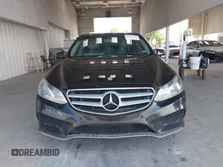 2016 Mercedes-Benz E 350 Luxury with VIN WDDHF8JBXGB225644, listed as a IAAI auction lot 42233644 with 189,908 mi miles and . Bid and sale history available at DreamBid. Image 12.