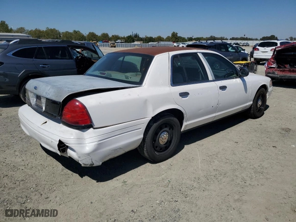 2008 Ford Police Interceptor with VIN 2FAFP71V38X129264, listed as a Copart auction lot 70062924 with 120,931 mi miles and Salvage Title. Bid and sale history available at carsss.com. Image 3.