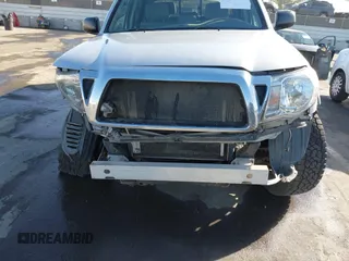 2008 Toyota Tacoma z VIN 5TELU42N88Z560362, wystawiony jako IAAI lot #41410260 z przebiegiem 164 329 mil mil oraz . Historia ofert i sprzedaży dostępna na DreamBid. Obrazek 13.