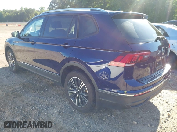 2024 Volkswagen Tiguan Wolfsburg Edition with VIN 3VV6B7AX5RM225695, listed as a IAAI auction lot 42329930 with 7,628 mi miles and . Bid and sale history available at DreamBid. Image 3.
