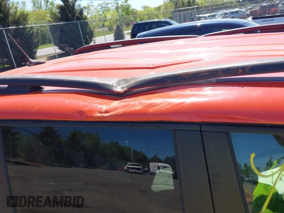 2016 Jeep Renegade Latitude with VIN ZACCJABTXGPC53077, listed as a IAAI auction lot 42134081 with 30,191 mi miles and . Bid and sale history available at carsss.com. Image 6.