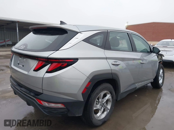 2024 Hyundai Tucson SE with VIN 5NMJA3DE2RH440629, listed as a IAAI auction lot 41535646 with 4,670 mi miles and . Bid and sale history available at DreamBid. Image 4.