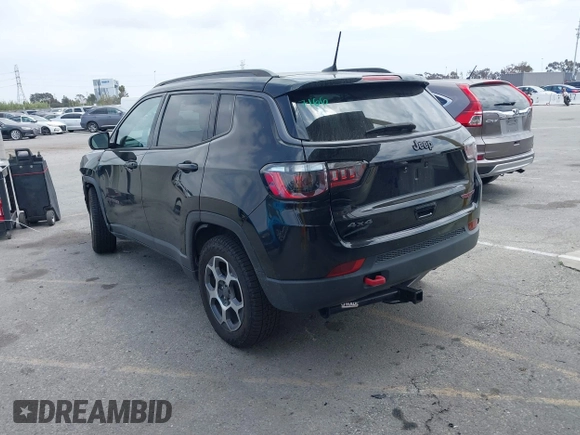 2022 Jeep Compass Trailhawk with VIN 3C4NJDDB8NT107992, listed as a IAAI auction lot 42116531 with 48,787 mi miles and . Bid and sale history available at DreamBid. Image 3.