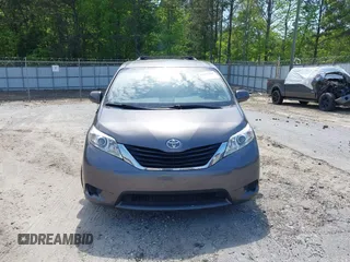 2014 Toyota Sienna LE AAS with VIN 5TDKK3DC4ES431664, listed as a IAAI auction lot 42081429 with 208,505 mi miles and . Bid and sale history available at carsss.com. Image 12.