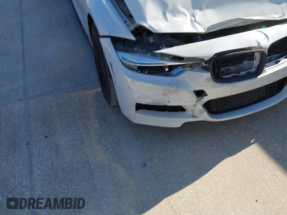 2013 BMW 3 Series 328i with VIN WBA3A5C52DF359204, listed as a IAAI auction lot 41902568 with 1 mi miles. Bid and sale history available at carsss.com. Image 6.