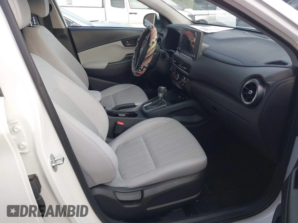 2023 Hyundai Kona SEL with VIN KM8K6CAB8PU051656, listed as a IAAI auction lot 41195251 with 8,890 mi miles. Bid and sale history available at carsss.com. Image 5.