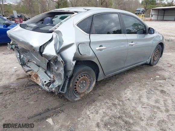 2013 Nissan Sentra SV with VIN 3N1AB7AP9DL724199, listed as a IAAI auction lot 41733650 with NaN miles. Bid and sale history available at carsss.com. Image 4.