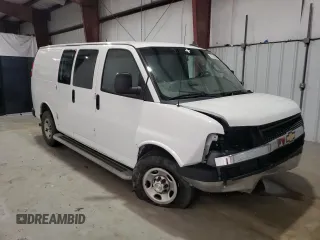 2022 Chevrolet Express Cargo with VIN 1GCWGAFP4N1222428, listed as a Copart auction lot 63829195 with 30,685 mi miles and Clean title. Bid and sale history available at DreamBid. Image 4.