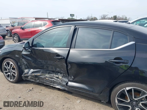 2025 Nissan Sentra SR with VIN 3N1AB8DV9SY222356, listed as a IAAI auction lot 41692346 with 948 mi miles and . Bid and sale history available at DreamBid. Image 14.