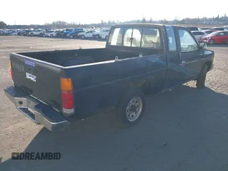1993 Nissan Frontier z VIN 1N6SD16S9PC432779, wystawiony jako IAAI lot #41384962 z przebiegiem 189 422 mil mil oraz . Historia ofert i sprzedaży dostępna na DreamBid. Obrazek 4.