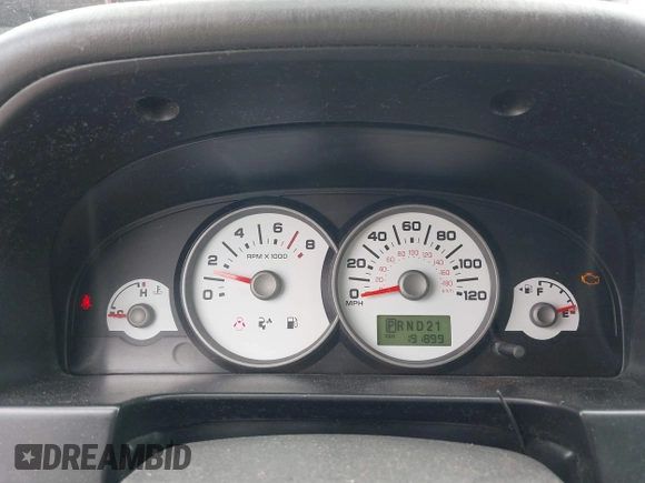 2005 Ford Escape XLT with VIN 1FMCU03135KB37656, listed as a IAAI auction lot 41908207 with 191,899 mi miles. Bid and sale history available at carsss.com. Image 7.
