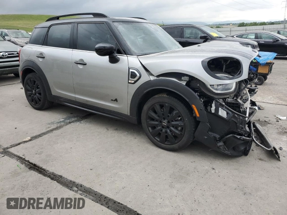 2024 MINI Countryman Cooper S with VIN WMZ83BR08R3R60395, listed as a Copart auction lot 61432835 with 18,142 mi miles and Salvage title. Bid and sale history available at DreamBid. Image 4.