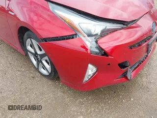 2017 Toyota Prius Two with VIN JTDKARFU8H3527802, listed as a IAAI auction lot 42068099 with 102,152 mi miles. Bid and sale history available at carsss.com. Image 17.
