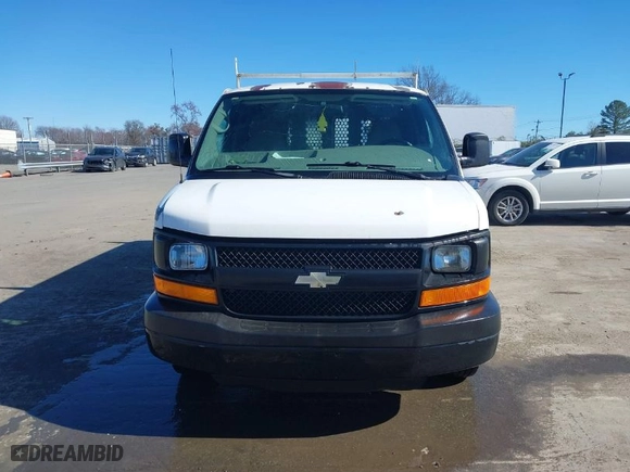 2008 Chevrolet Express Cargo Van with VIN 1GCFG15X381153012, listed as a IAAI auction lot 41695021 with 134,678 mi miles. Bid and sale history available at carsss.com. Image 12.