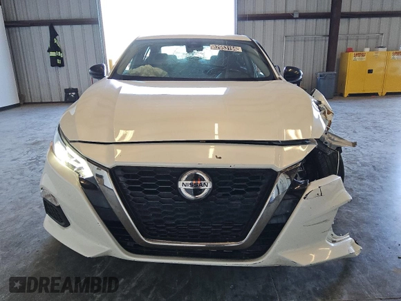 2020 Nissan Altima SR with VIN 1N4AL4CV8LC151610, listed as a Copart auction lot 82953194 with 104,357 mi miles and Clean Title. Bid and sale history available at carsss.com. Image 5.
