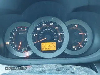 2007 Toyota RAV4 Sport z VIN JTMBD32V275077246, wystawiony jako IAAI lot #42781419 z przebiegiem 145 010 mil mil oraz . Historia ofert i sprzedaży dostępna na DreamBid. Obrazek 7.
