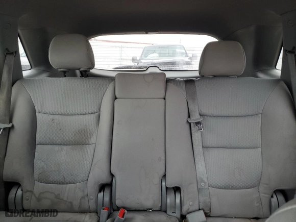 2012 Kia Sorento LX with VIN 5XYKT3A60CG235579, listed as a Copart auction lot 43477835 with 136,379 mi miles and Clean Title. Bid and sale history available at carsss.com. Image 10.