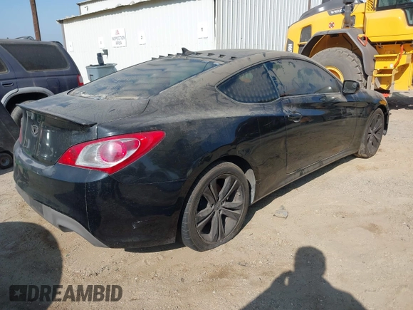 2010 Hyundai Genesis Coupe with VIN KMHHT6KD5AU041923, listed as a IAAI auction lot 42662661 with 154,270 mi miles and . Bid and sale history available at DreamBid. Image 4.