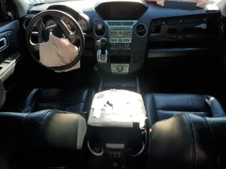 2010 Honda Pilot Touring with VIN 5FNYF4H93AB038871, listed as a Copart auction lot 53240375 with 211,397 mi miles and Salvage Title. Bid and sale history available at carsss.com. Image 8.