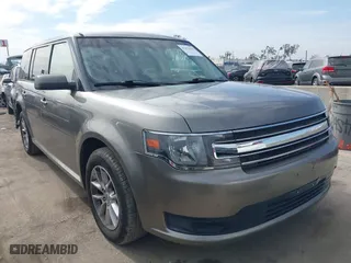 2014 Ford Flex SE with VIN 2FMGK5B88EBD18121, listed as a IAAI auction lot 41472638 with 131,632 mi miles. Bid and sale history available at carsss.com. Image 1.