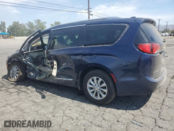 2018 Chrysler Pacifica Touring L z VIN 2C4RC1BG7JR353227, wystawiony jako Copart lot #55257335 z przebiegiem 90 697 mil mil oraz Szkoda całkowita • Salvage title. Historia ofert i sprzedaży dostępna na DreamBid. Obrazek 2.
