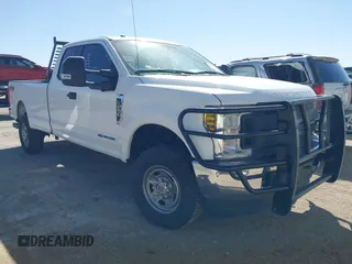 2018 Ford F-250 XL z VIN 1FT7X2BT7JEB31878, wystawiony jako IAAI lot #41852187 z przebiegiem 230 879 mil mil oraz . Historia ofert i sprzedaży dostępna na DreamBid. Obrazek 1.