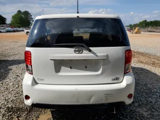 2015 Scion xB z VIN JTLZE4FE4FJ070322, wystawiony jako Copart lot #55056195 z przebiegiem 122 071 mil mil oraz Szkoda całkowita • Salvage title. Historia ofert i sprzedaży dostępna na DreamBid. Obrazek 6.